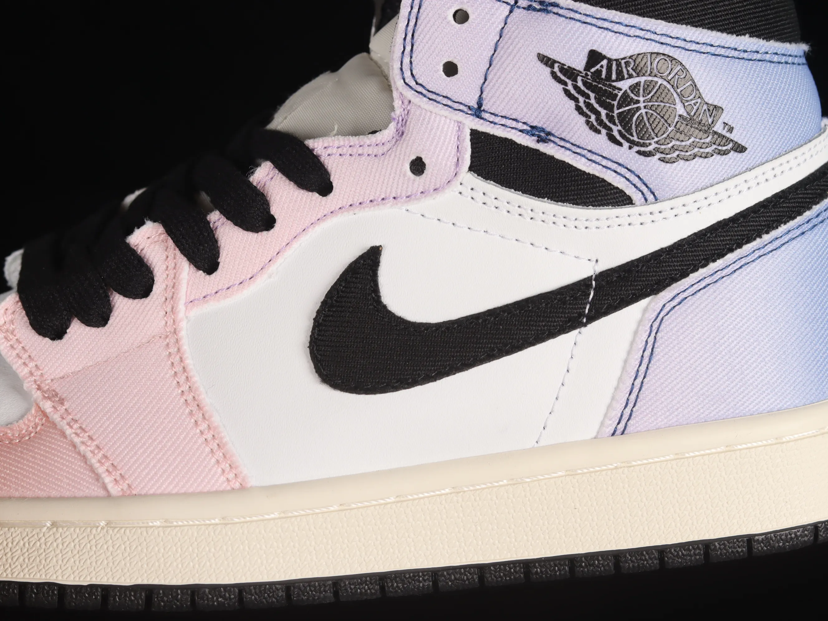 All categories Air Jordan Jordan series basketball shoes Air Jordan 1 High cost-effective version Air Jordan 1 High OG "Skyline" AJ1 Jordan 1 denim high-top basketball shoes DX0054-805